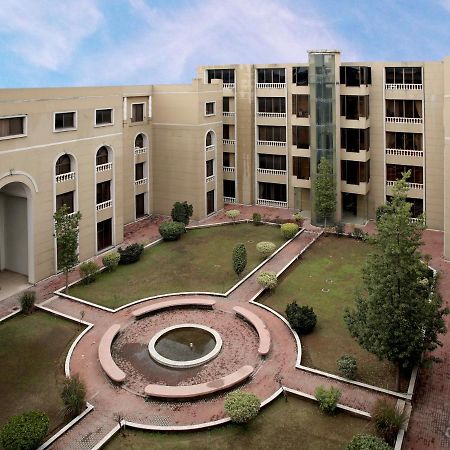 Avari Xpress, Islamabad Rawalpindi Bagian luar foto