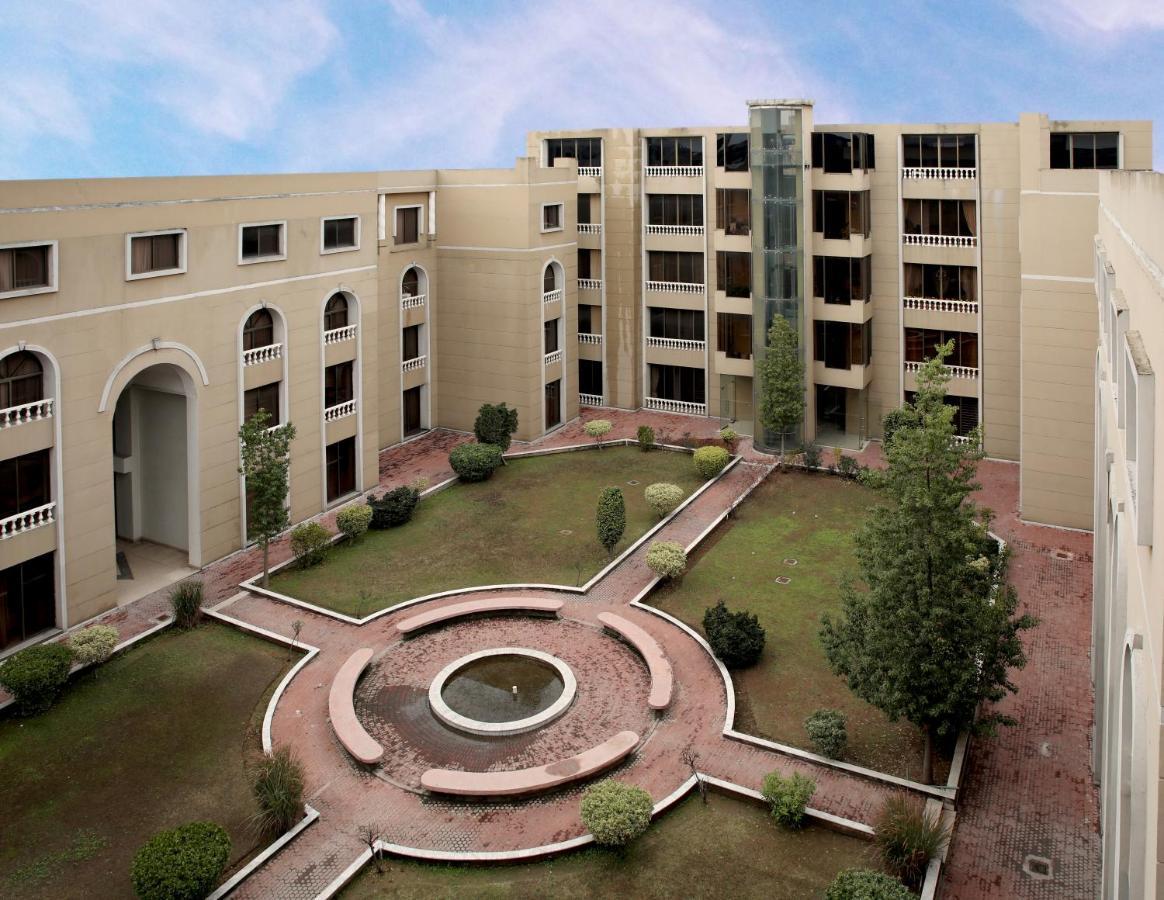 Avari Xpress, Islamabad Rawalpindi Bagian luar foto